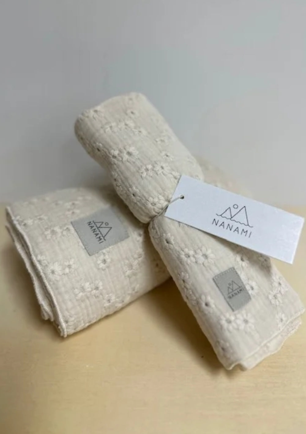 Nanami Musselin Swaddle Embroidery Naturel