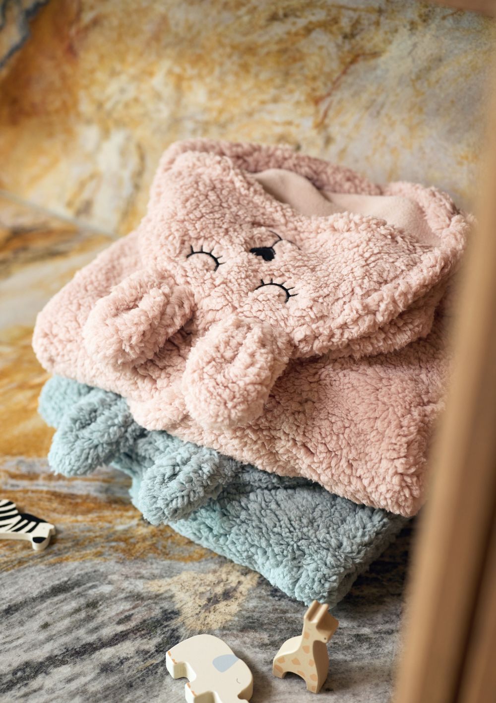 Jollein Einschlagdecke für Babyschale 'Bunny' Wild Rose