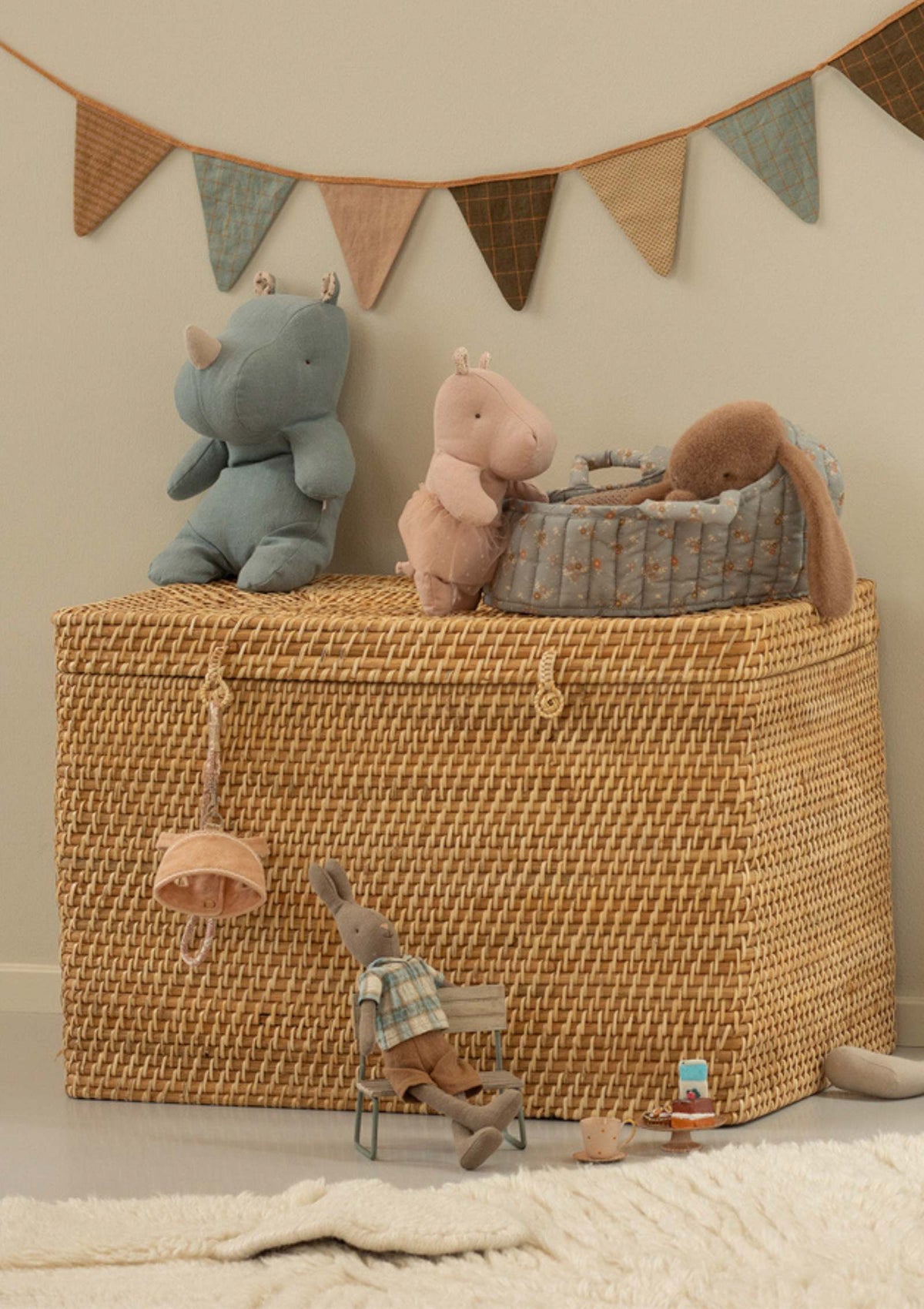 Maileg Stofftier 'Safari-Friends – Nashorn' medium dusty blue