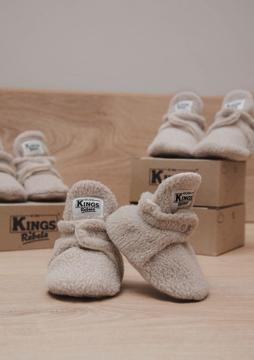 Kings & Rebels Baby Booties Teddy Beige