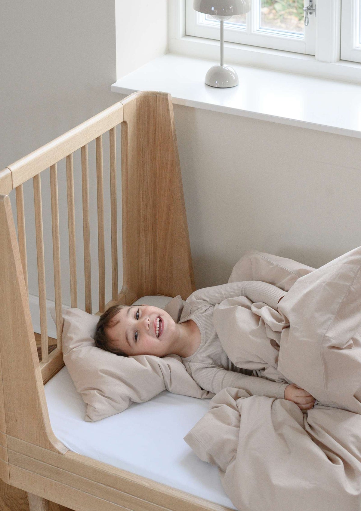 We Are Bitte Juniorbett 'Nature Junior Bed 2.0' Eiche 164,5 x 72,5 cm