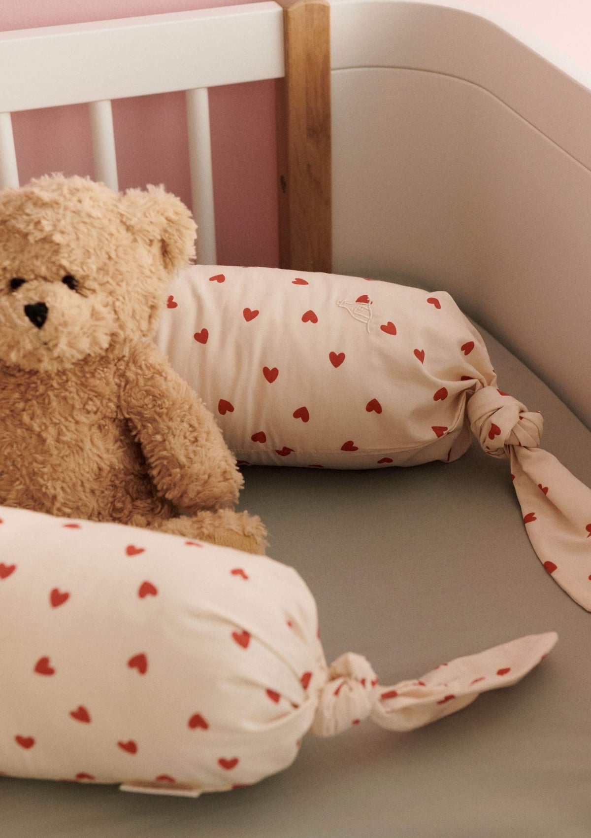 Dear April Bettschlange 'Skye' Little Love