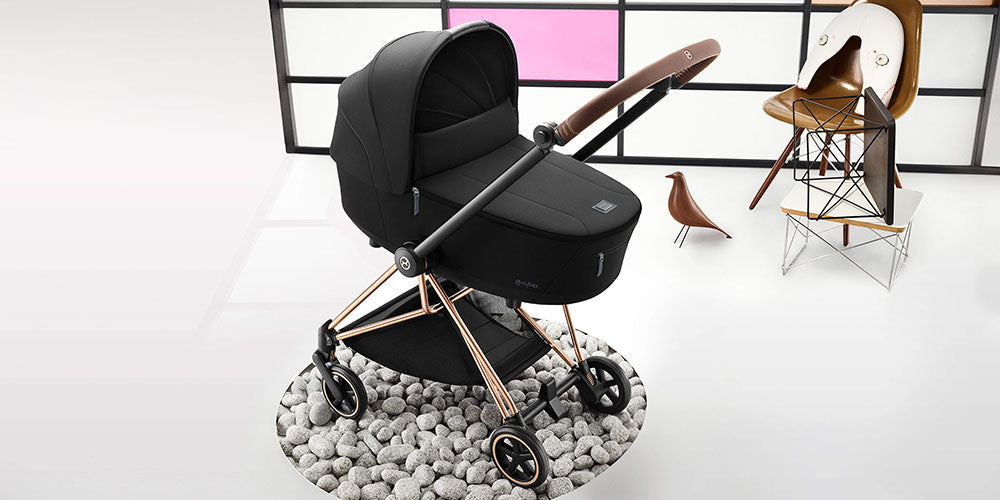 Cybex Mios Kinderwagen Lifestyle Bild