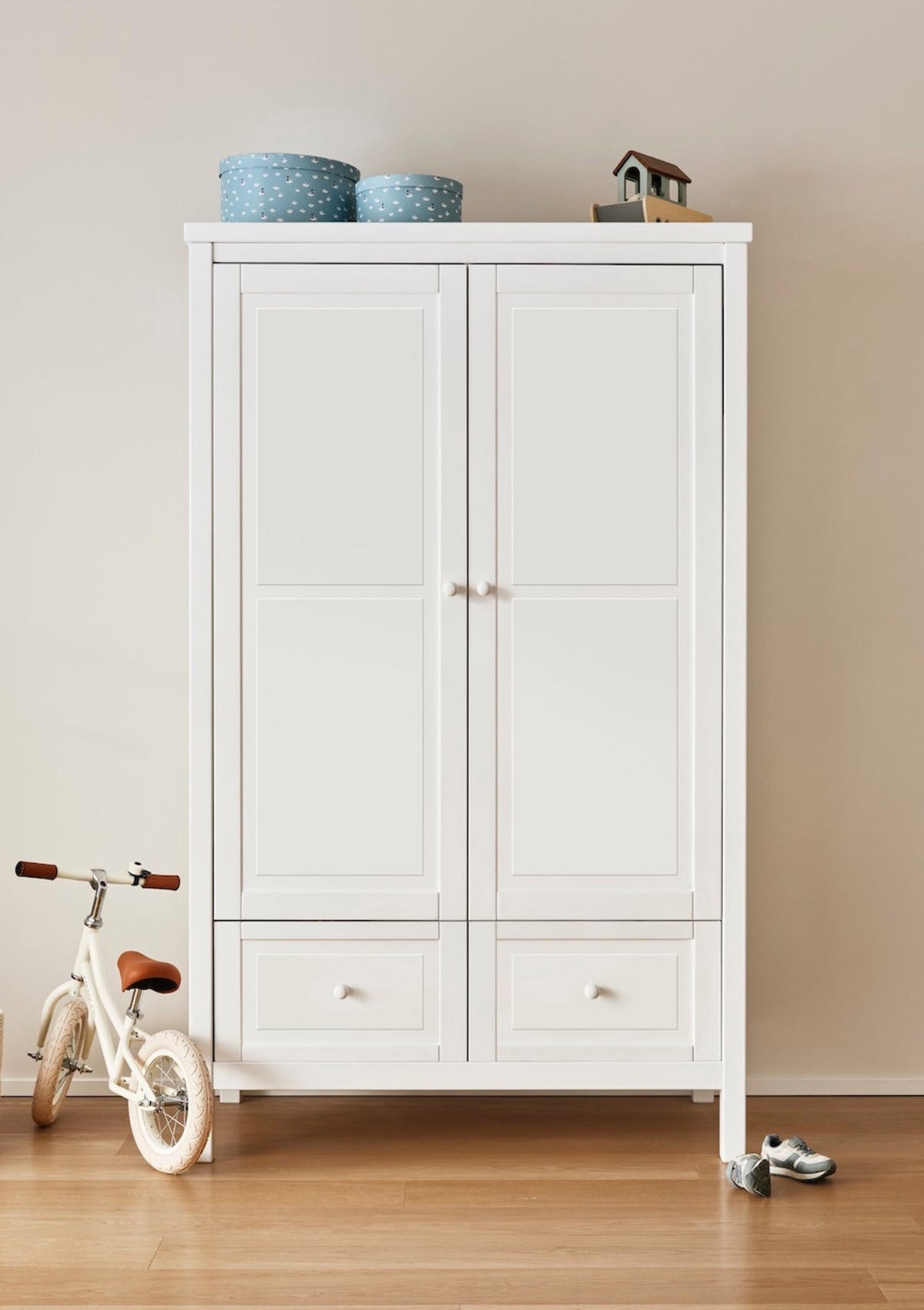 Isle of Dogs Kleiderschrank 2-türig weiß