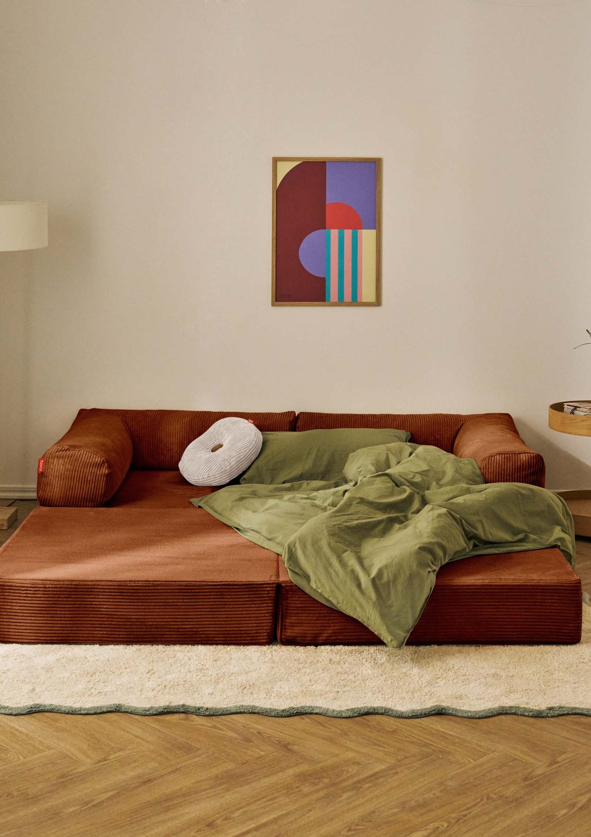 Funzy Family Sofa Cord Rost Orange ausgeklappt